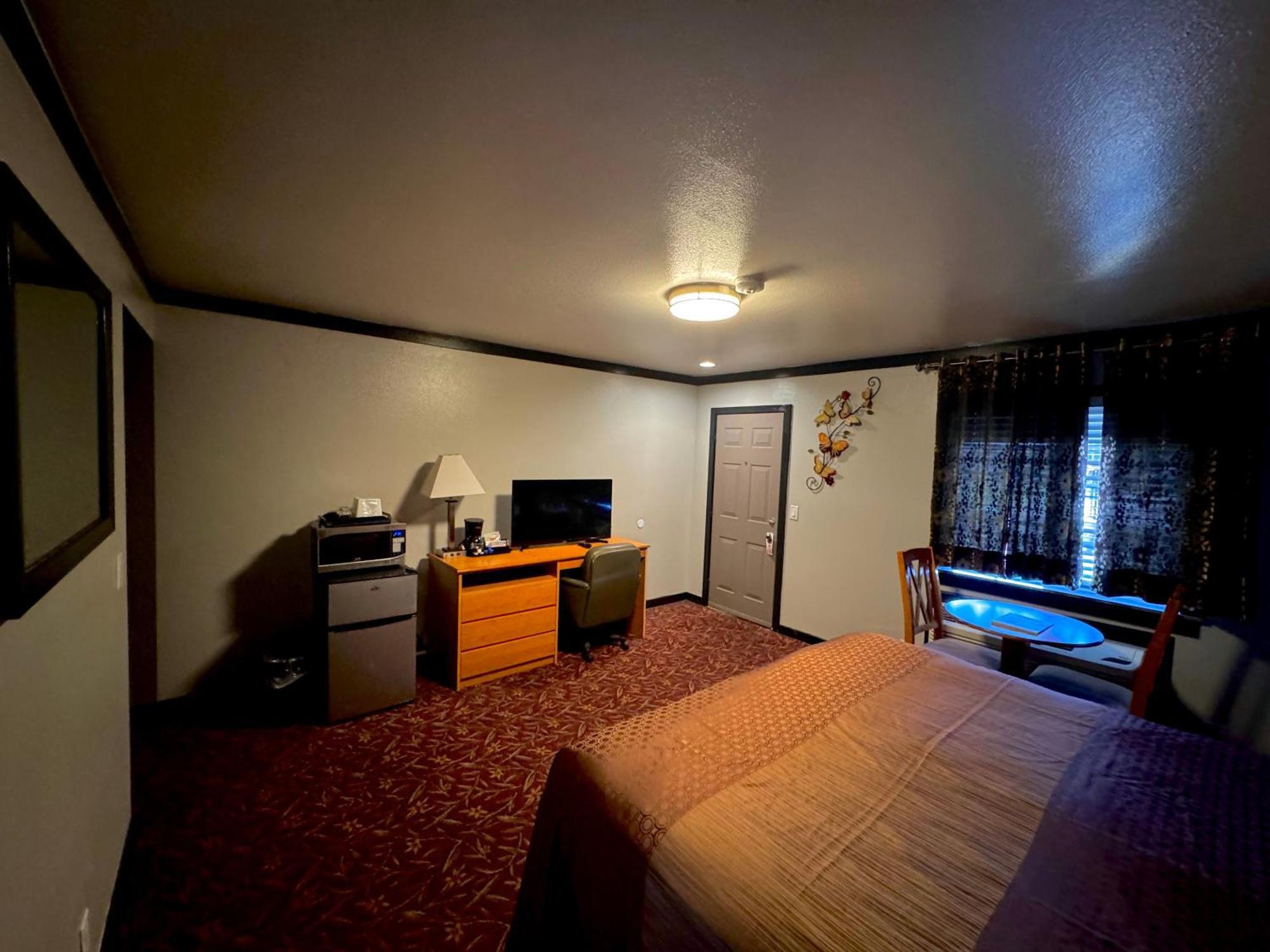 Cascade Lodge ベンド エクステリア 写真