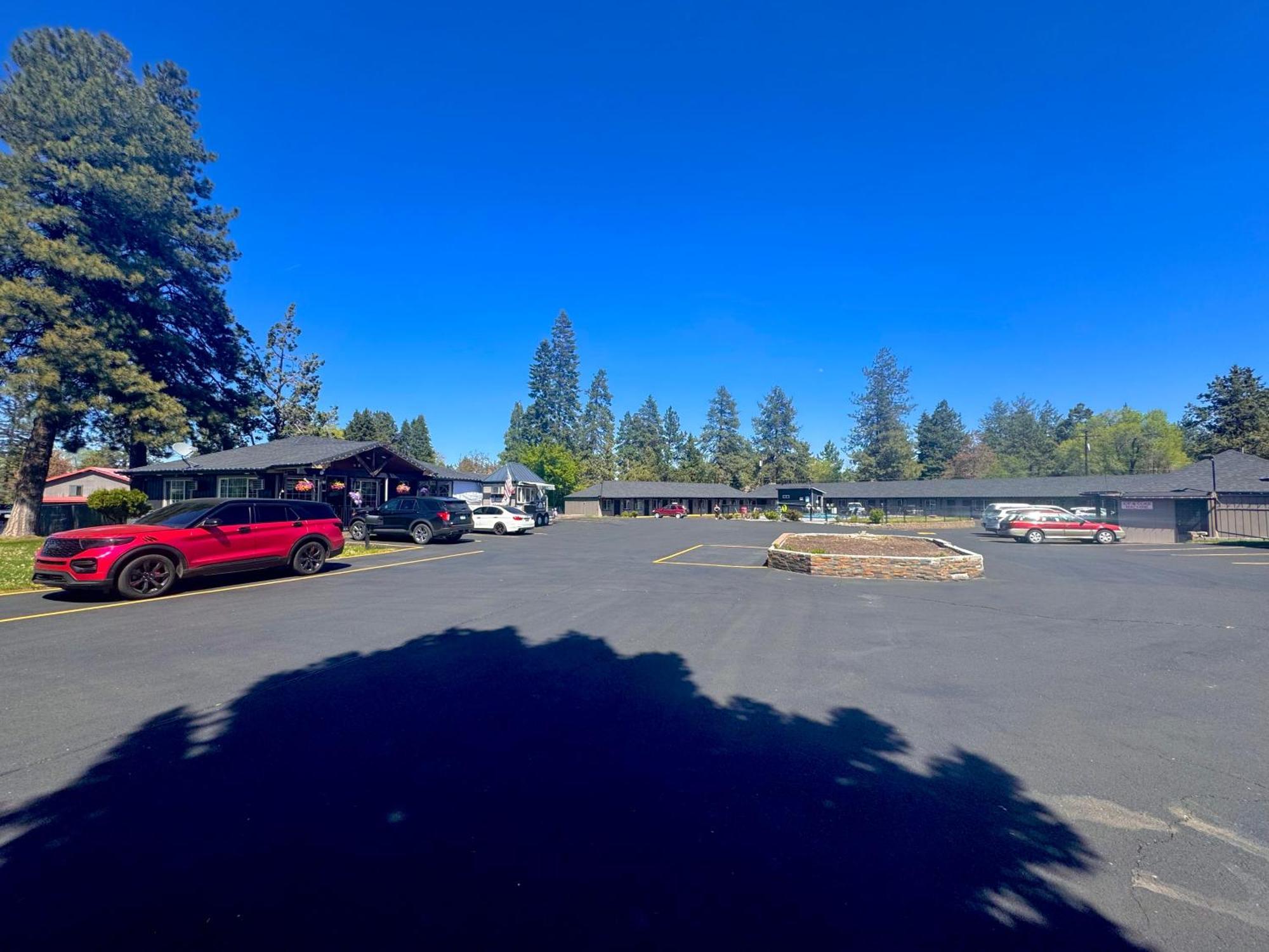 Cascade Lodge ベンド エクステリア 写真